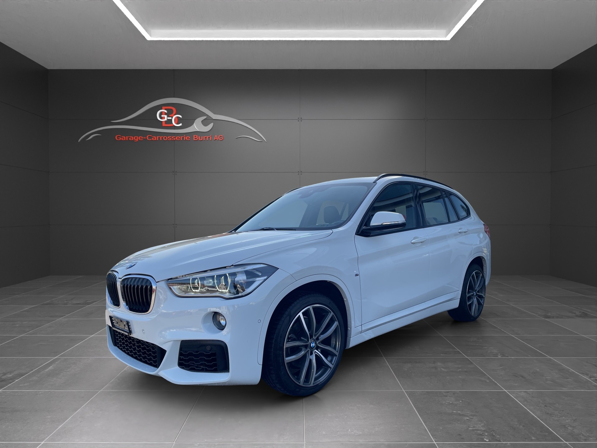 BMW X1 xDrive 20i M Sport Steptronic-image-0