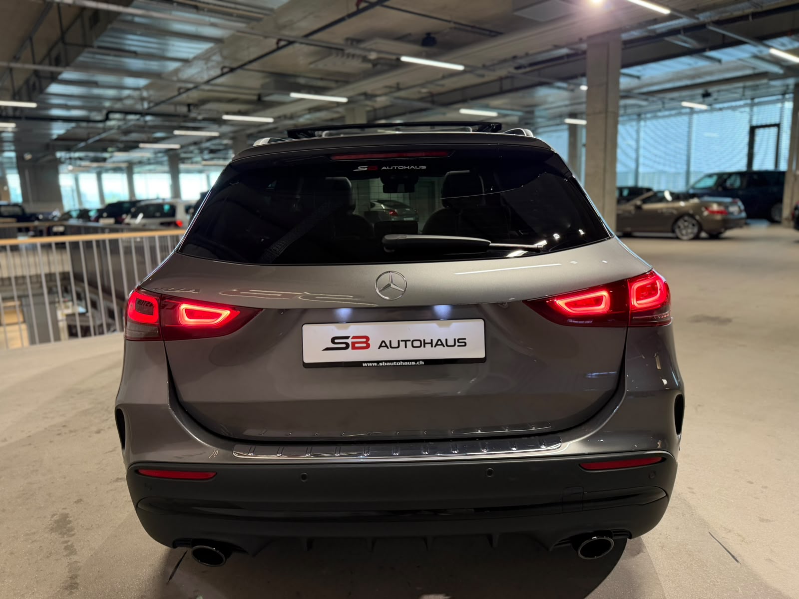 MERCEDES-BENZ GLA 35 AMG 4Matic 8G-Speedshift DCT (CH)-image-10