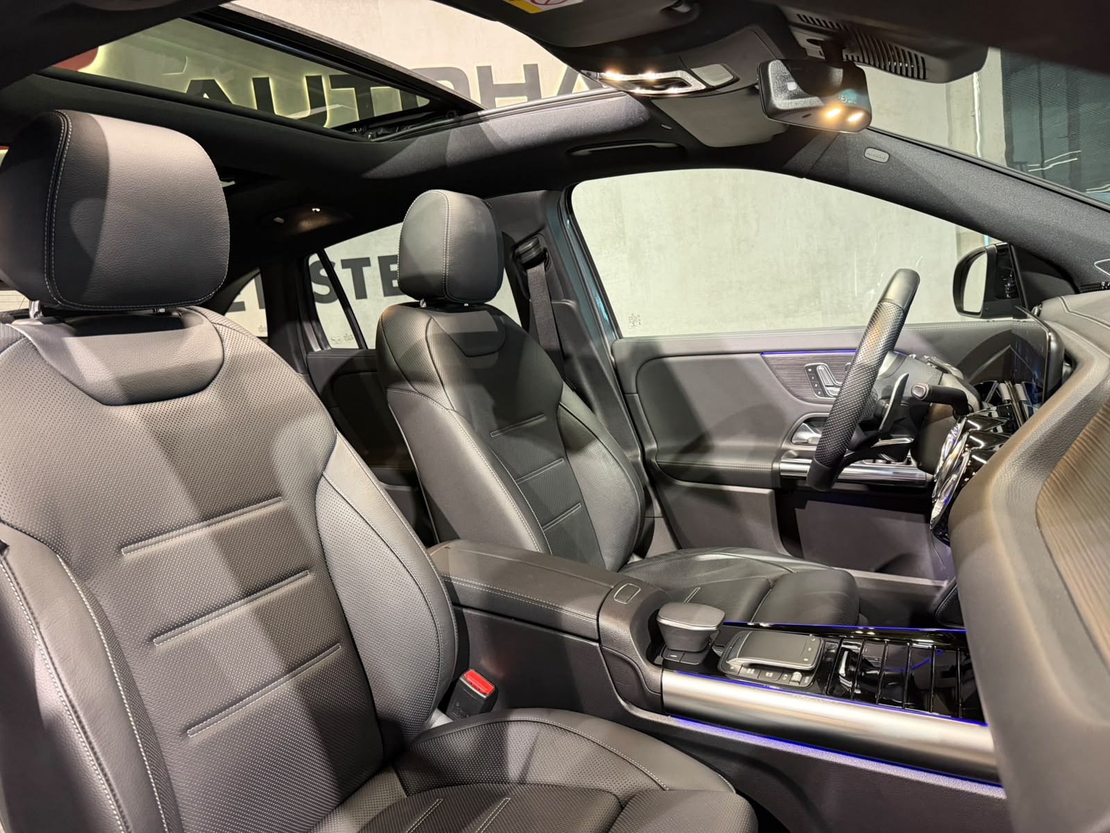 MERCEDES-BENZ GLA 35 AMG 4Matic 8G-Speedshift DCT (CH)-image-16