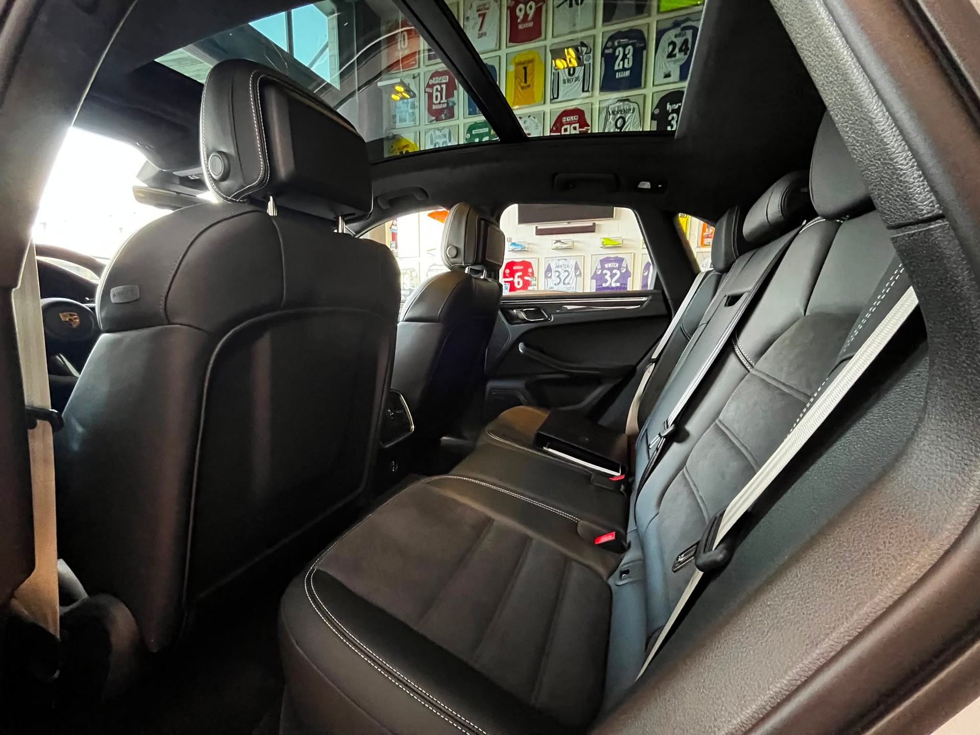 PORSCHE Macan GTS PDK-image-13