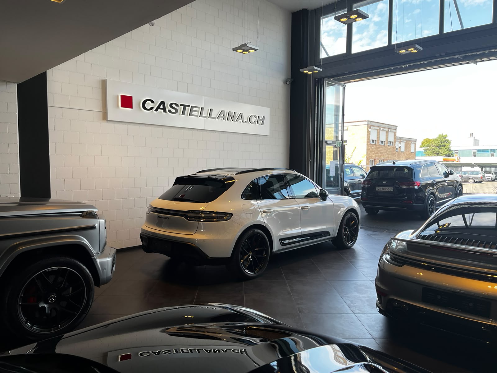 PORSCHE Macan GTS PDK-image-4