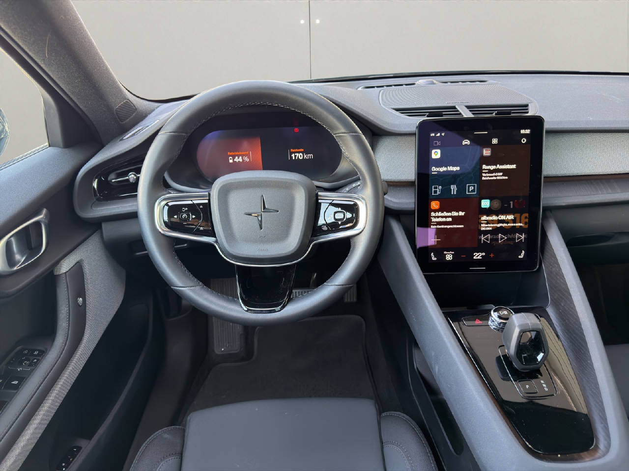 POLESTAR 2 Long Range Dual Motor-image-4