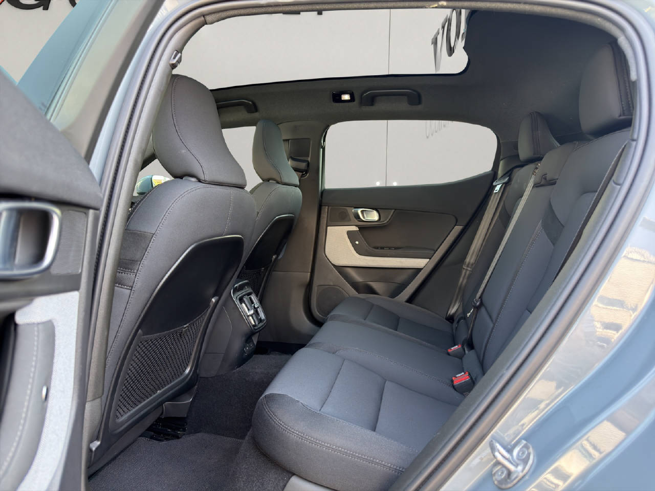 POLESTAR 2 Long Range Dual Motor-image-9