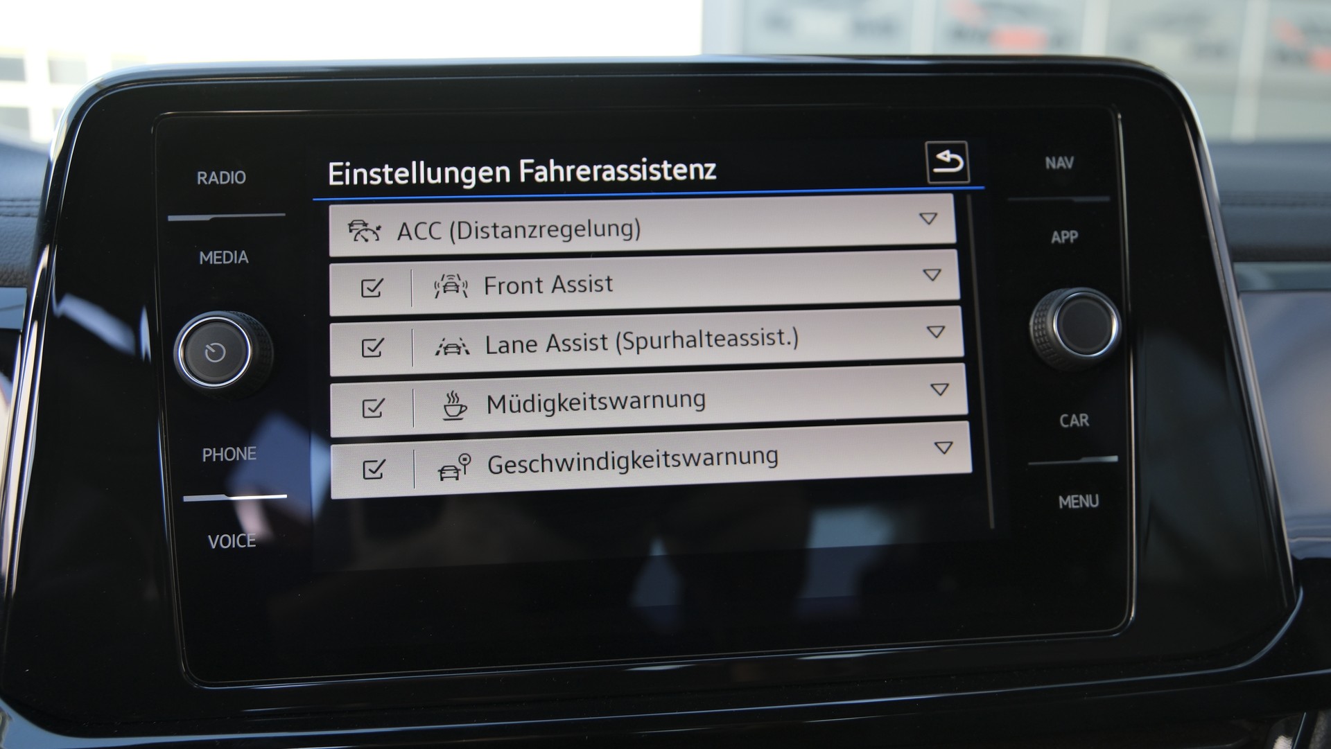 VW T-Roc 1.5 TSI EVO R-Line DSG " Black Style "-image-18
