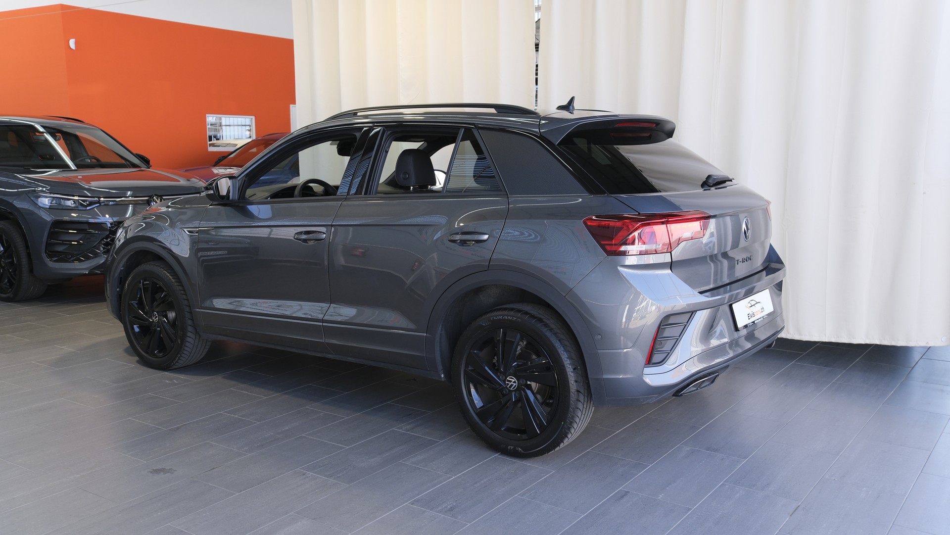 VW T-Roc 1.5 TSI EVO R-Line DSG " Black Style "-image-9
