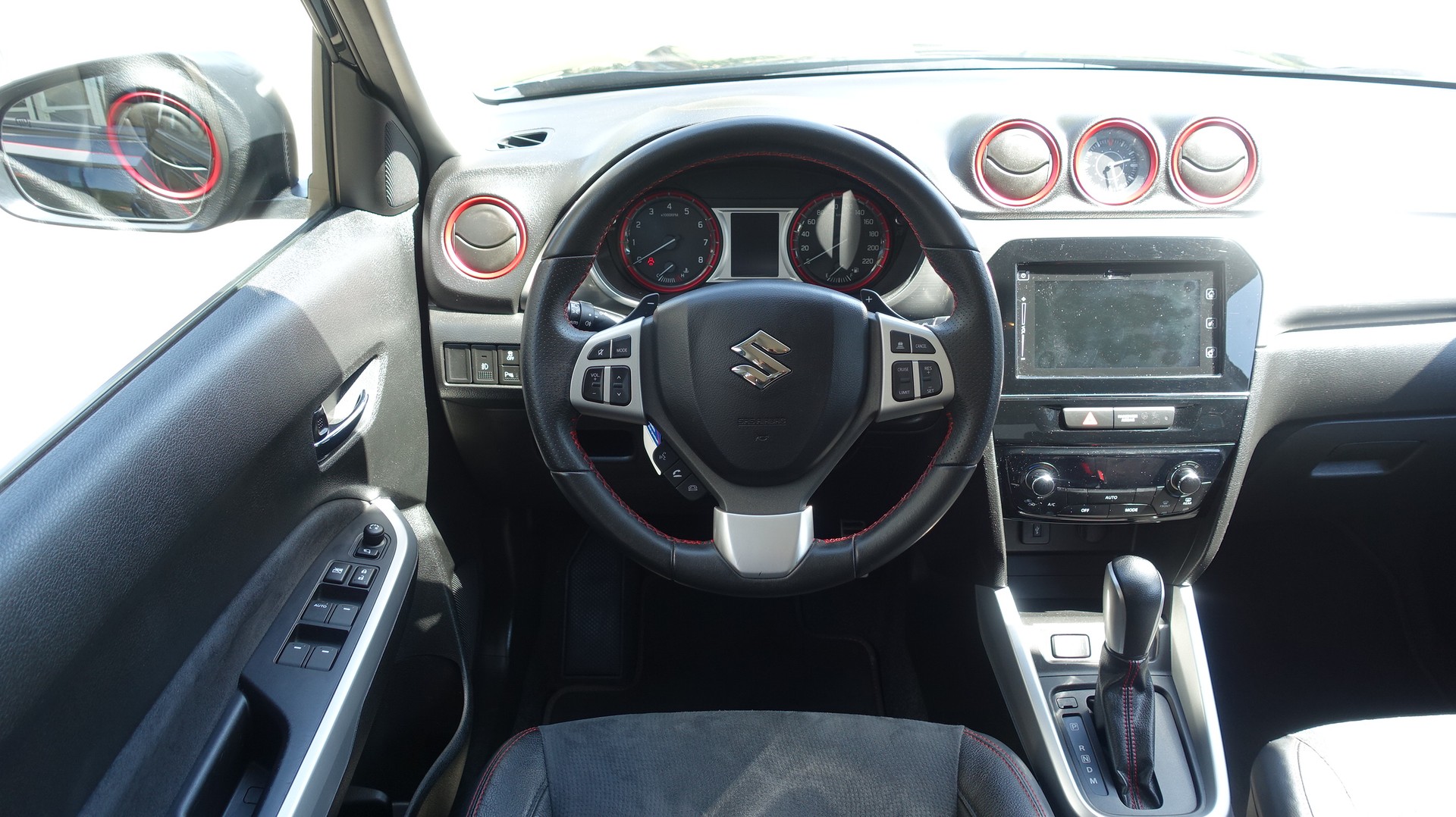 SUZUKI Vitara 1.4 Boosterjet Piz Sulai Top Automatic-image-10