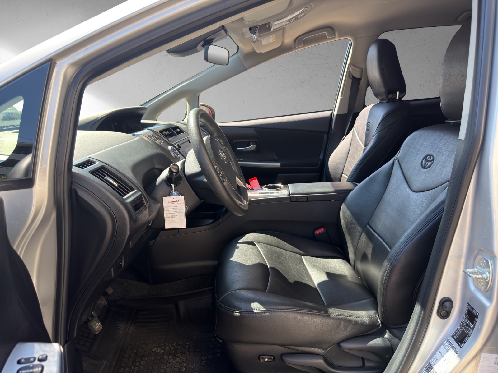 TOYOTA Prius+ 1.8 VVT-i HSD Style-image-9