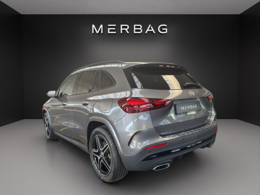 MERCEDES-BENZ GLA 250 4Matic Swiss Star-image-3