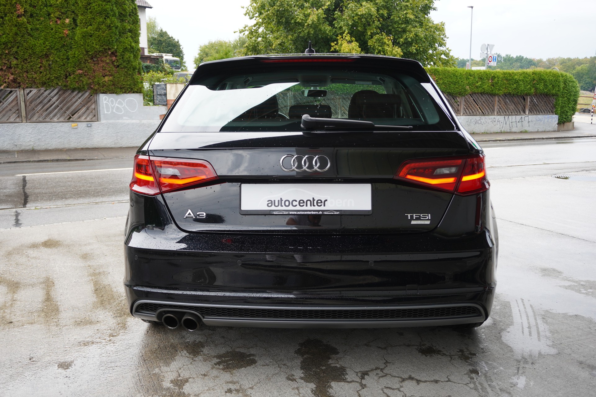 AUDI A3 Sportback 1.4 TFSI S-Line-image-5