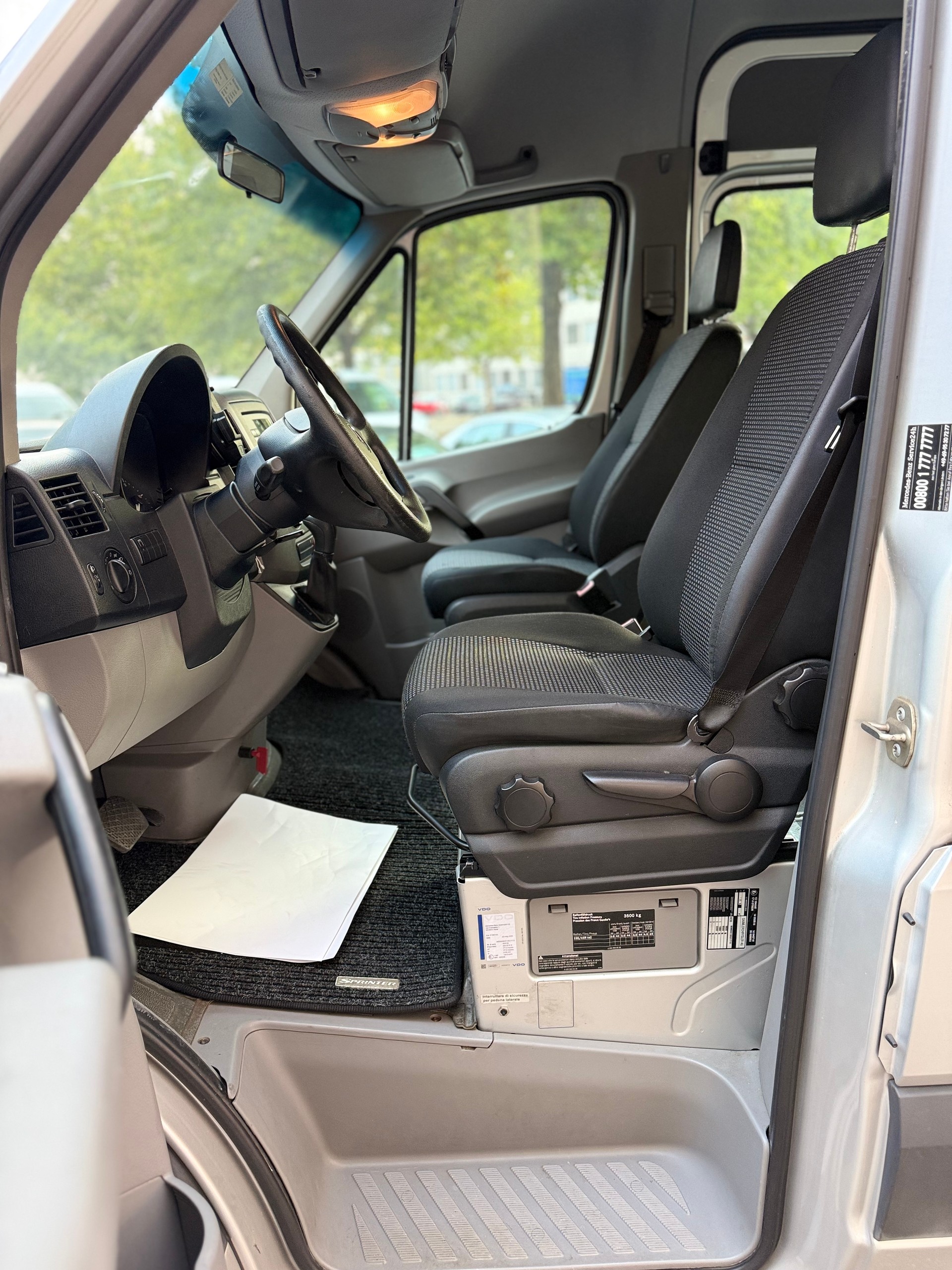 MERCEDES-BENZ Sprinter 315 CDI Lang Automatik AHK 12.P.-image-20