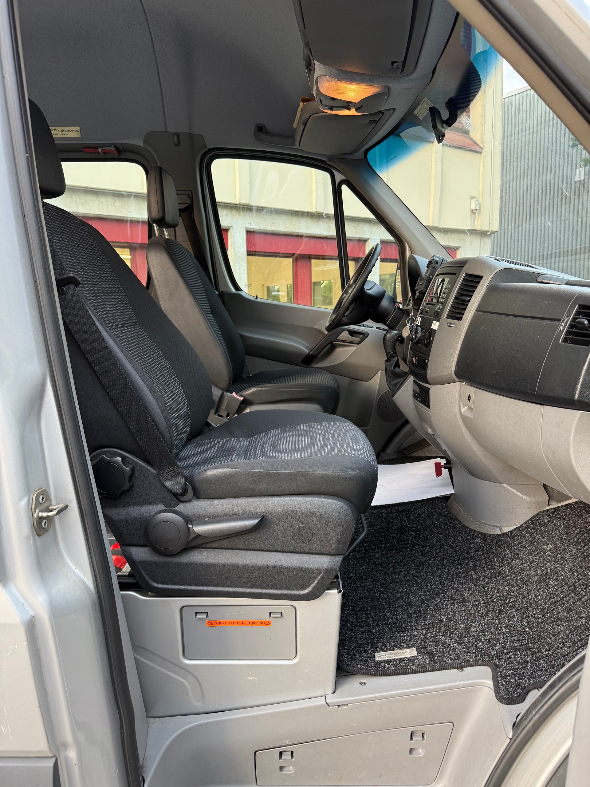 MERCEDES-BENZ Sprinter 315 CDI Lang Automatik AHK 12.P.-image-16
