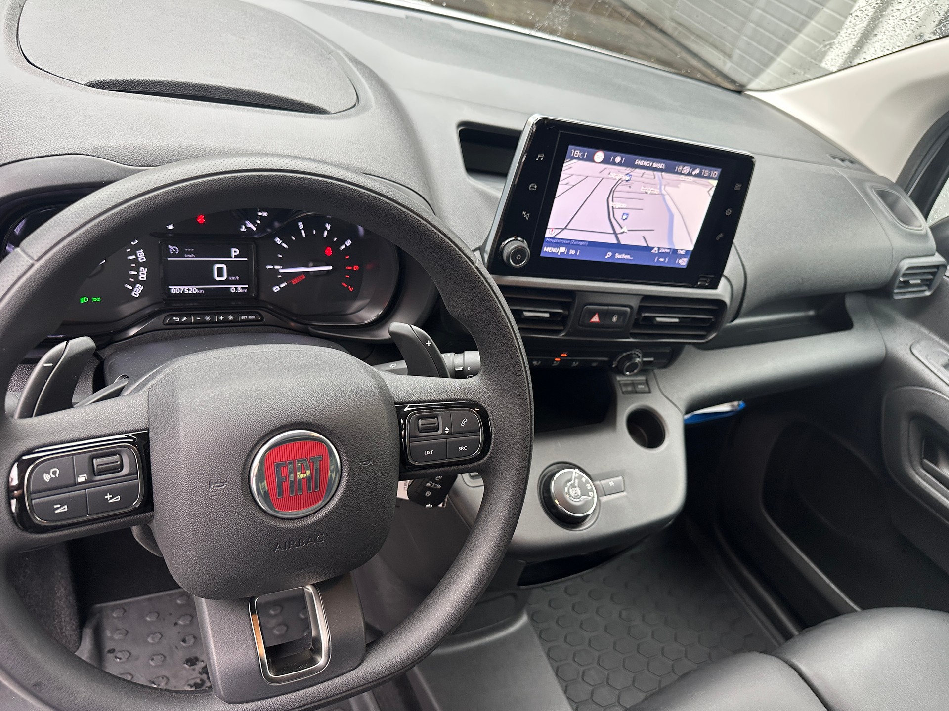 FIAT Doblo 1.5 BlueHDi L1 1000kg Swiss Plus A-image-9