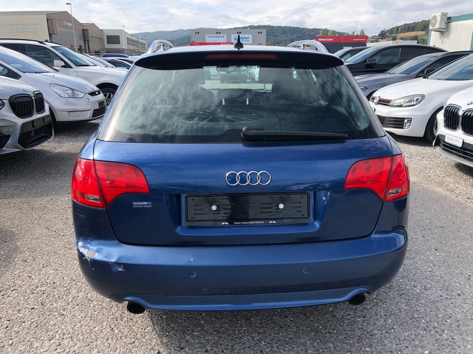 AUDI A4 Avant 2.0 S ̈LINE Turbo FSI quattro-image-4