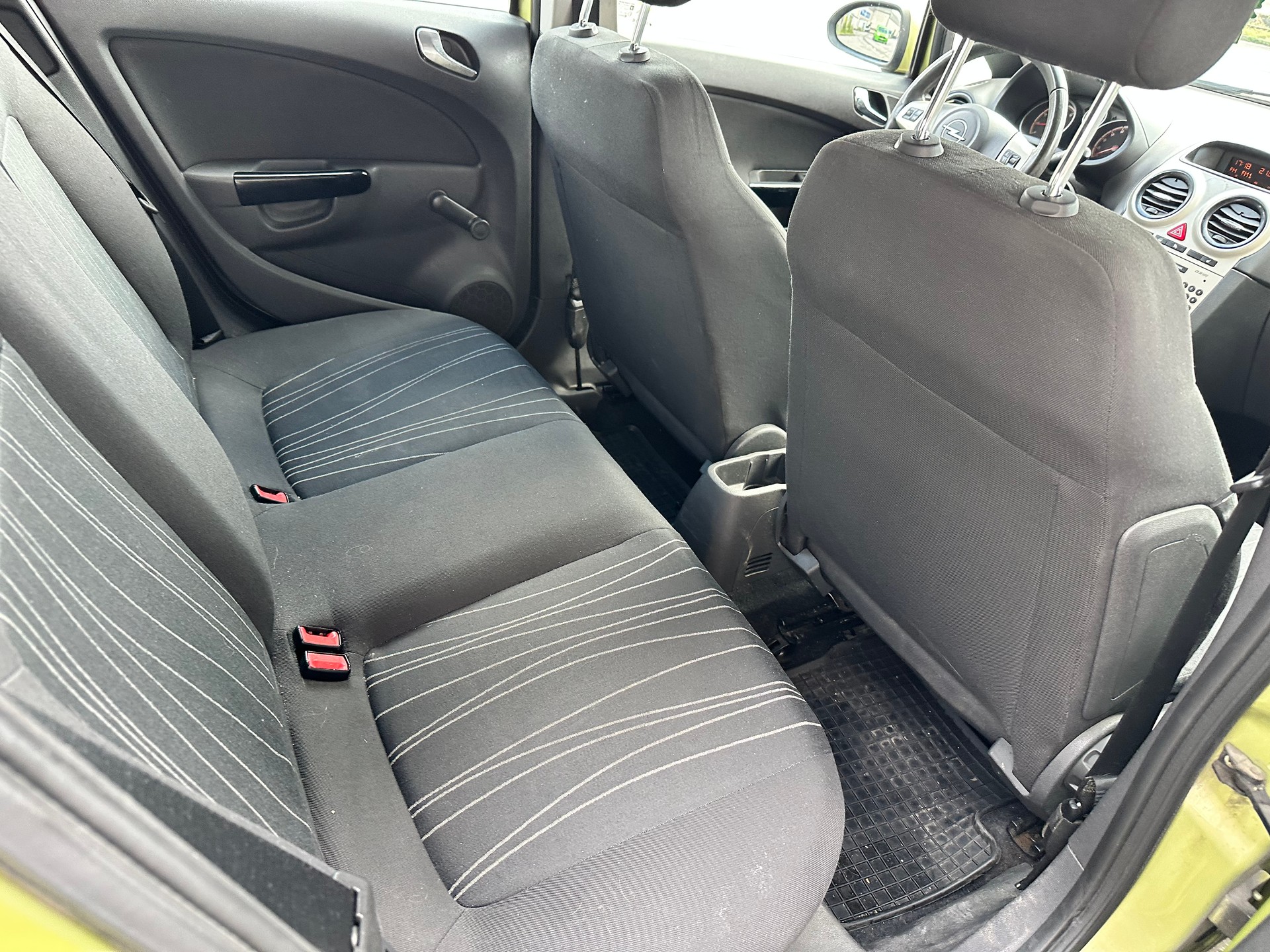 OPEL Corsa 1.4 TP Enjoy-image-15