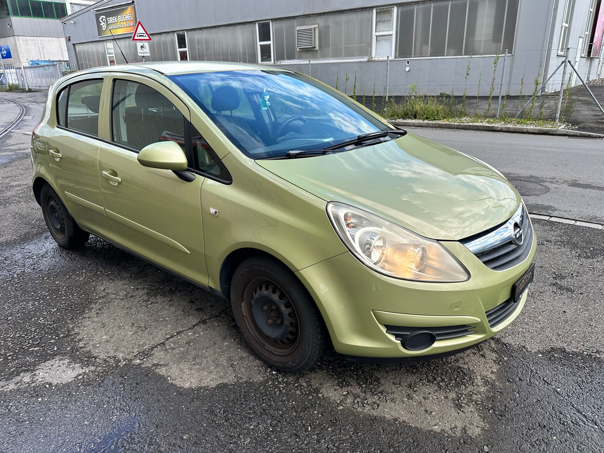 OPEL Corsa 1.4 TP Enjoy-image-1