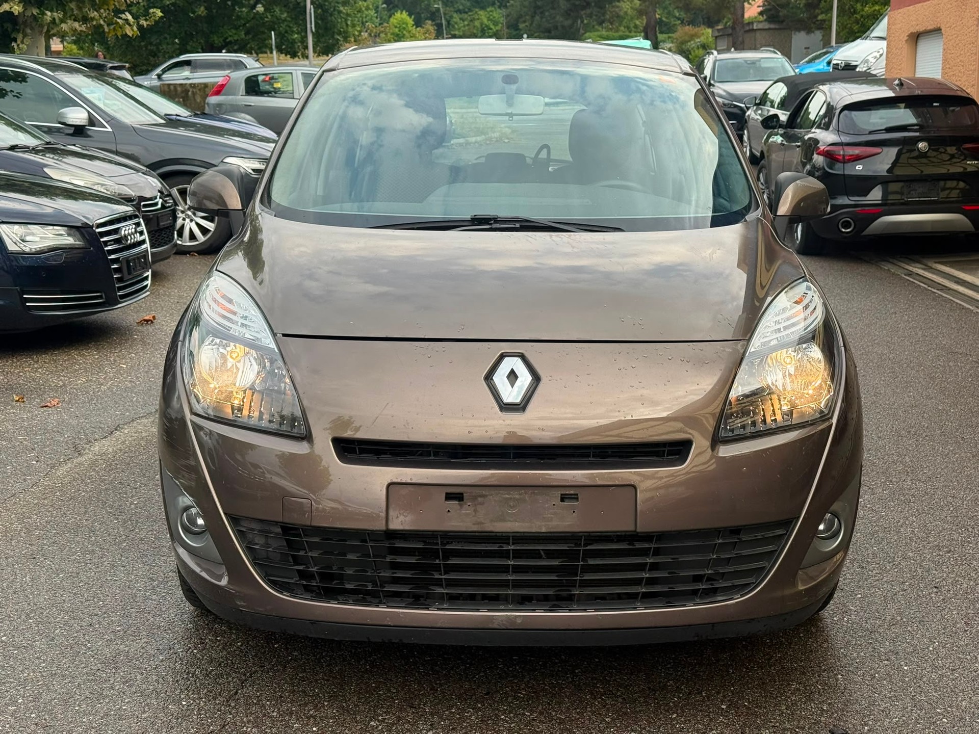 RENAULT Grand Scénic 1.6 16V Expression-image-0