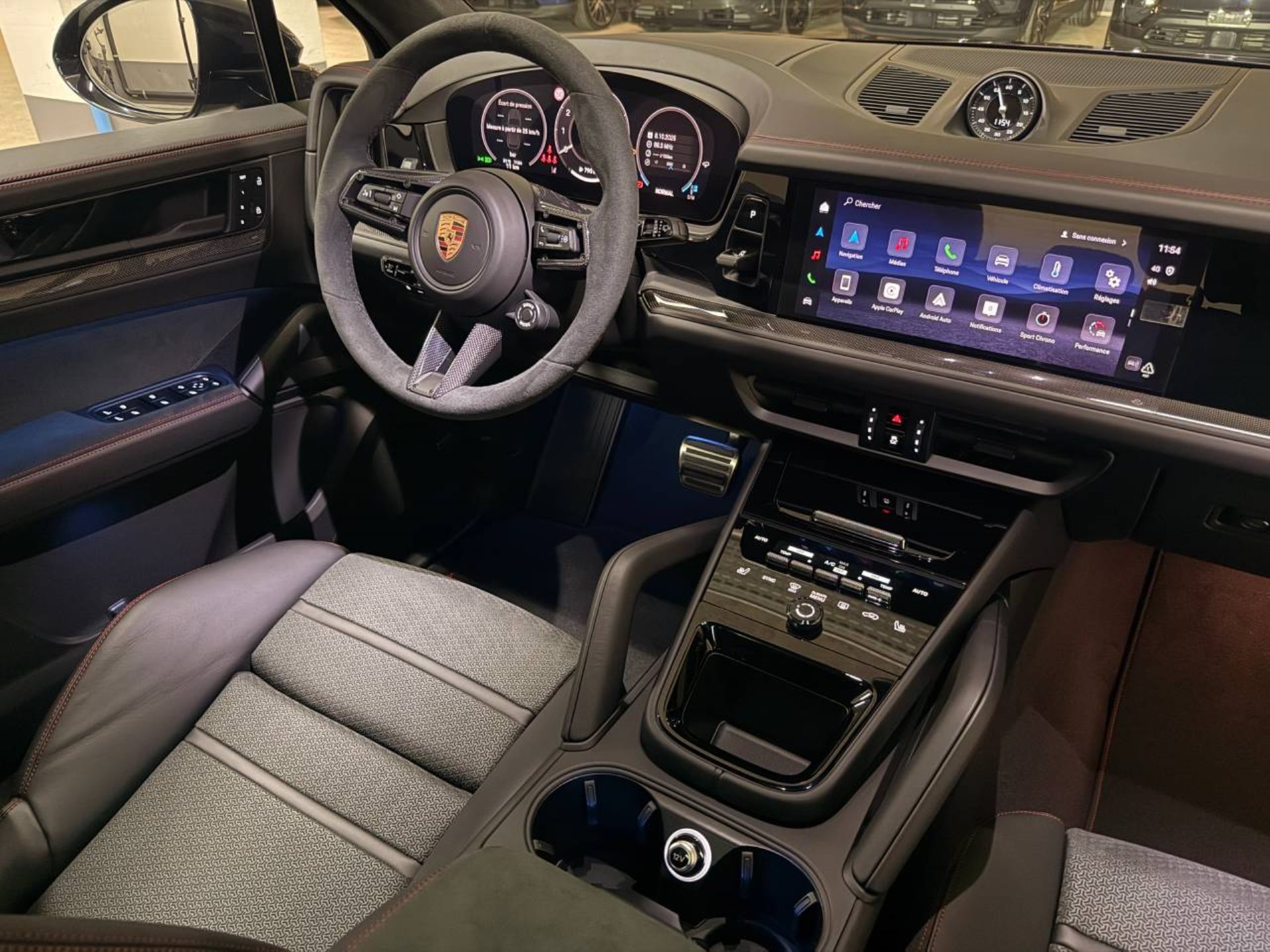 PORSCHE Cayenne GTS-image-15