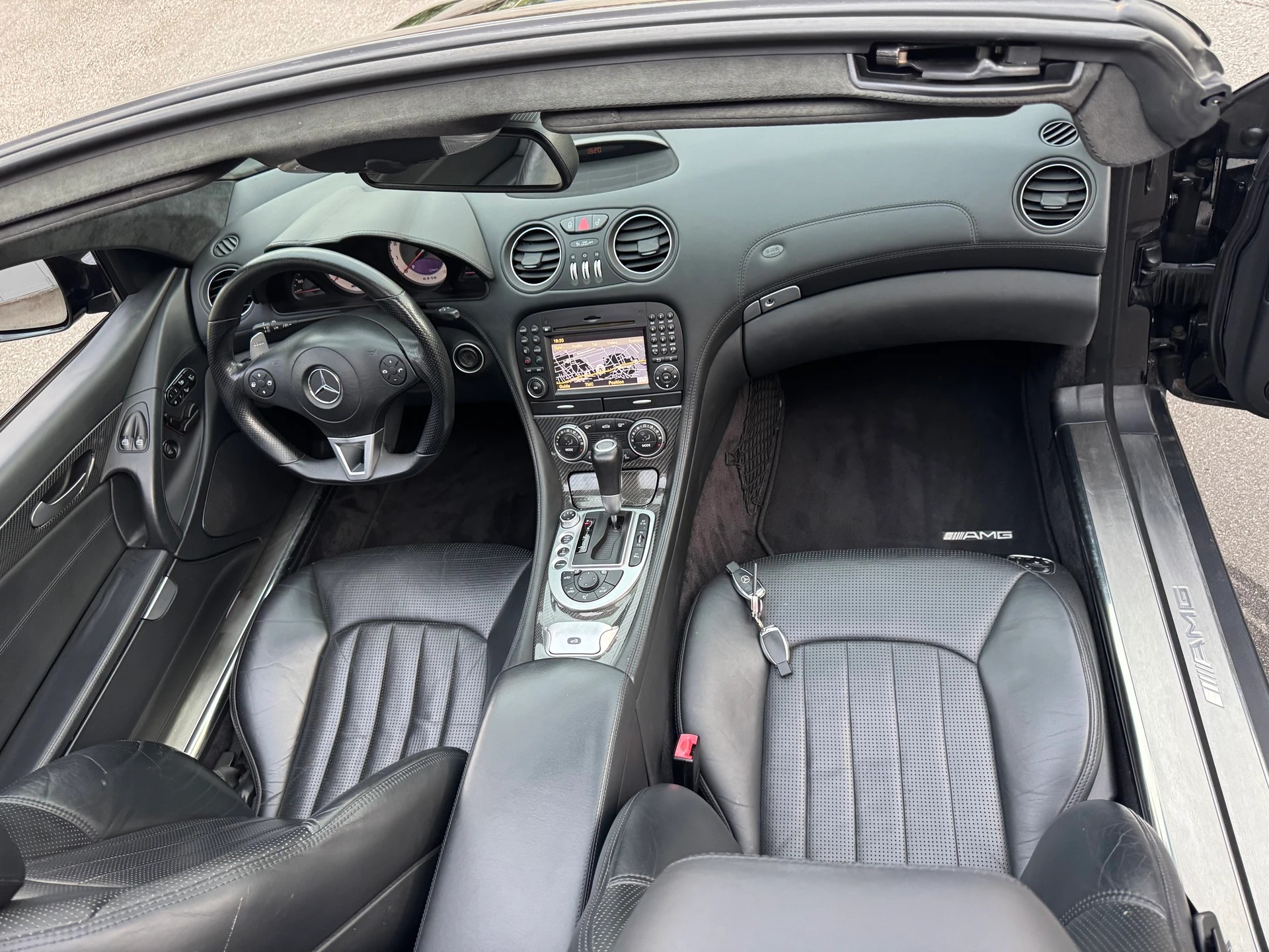 MERCEDES-BENZ SL 63 AMG Speedshift MCT-image-12