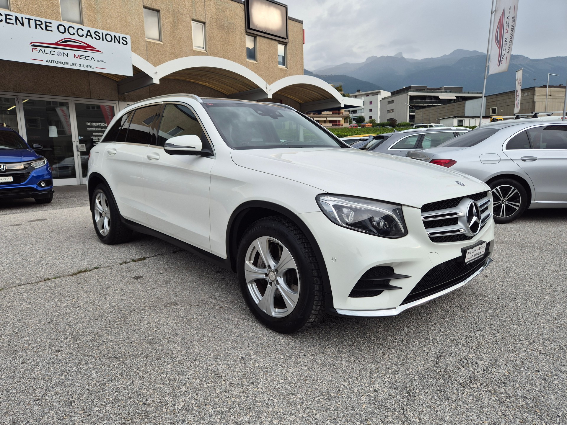 MERCEDES-BENZ GLC 250 d AMG Line 4Matic 9G-Tronic-image-0
