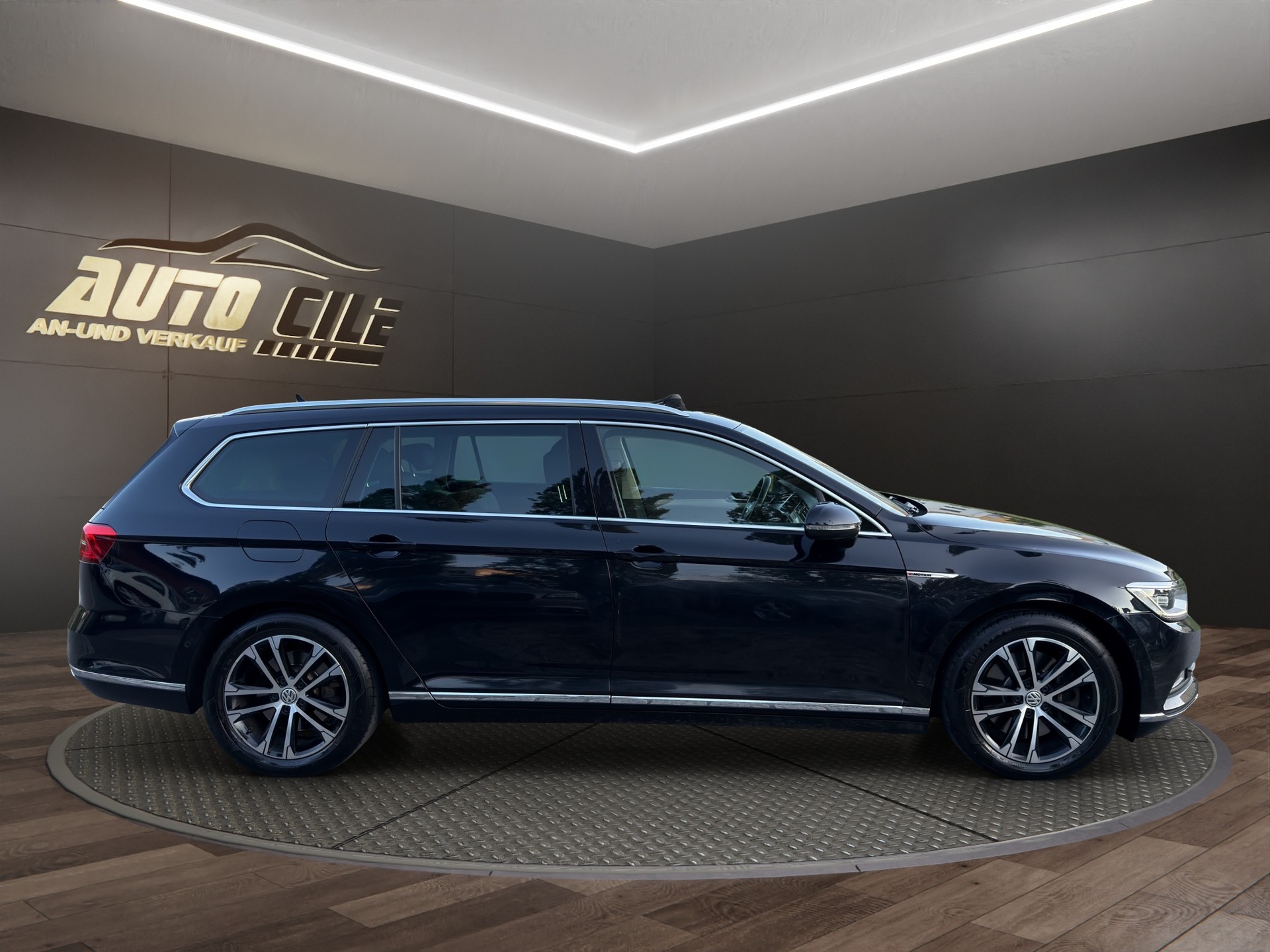 VW Passat Variant 2.0 TSI BMT Highline 4Motion DSG-image-4