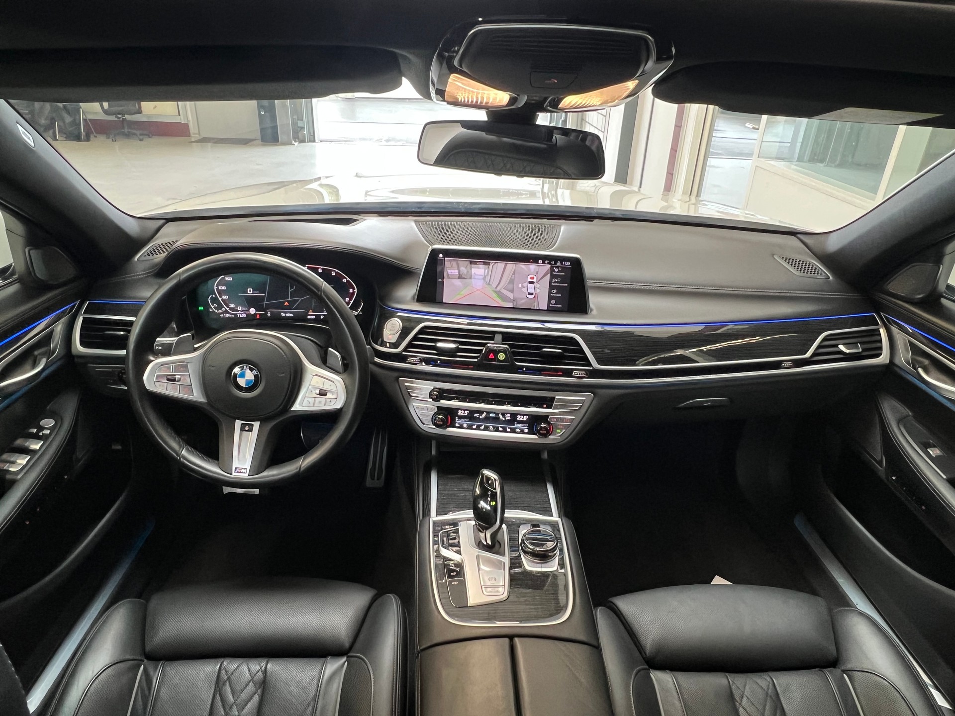 BMW 750Li xDrive Steptronic-image-11