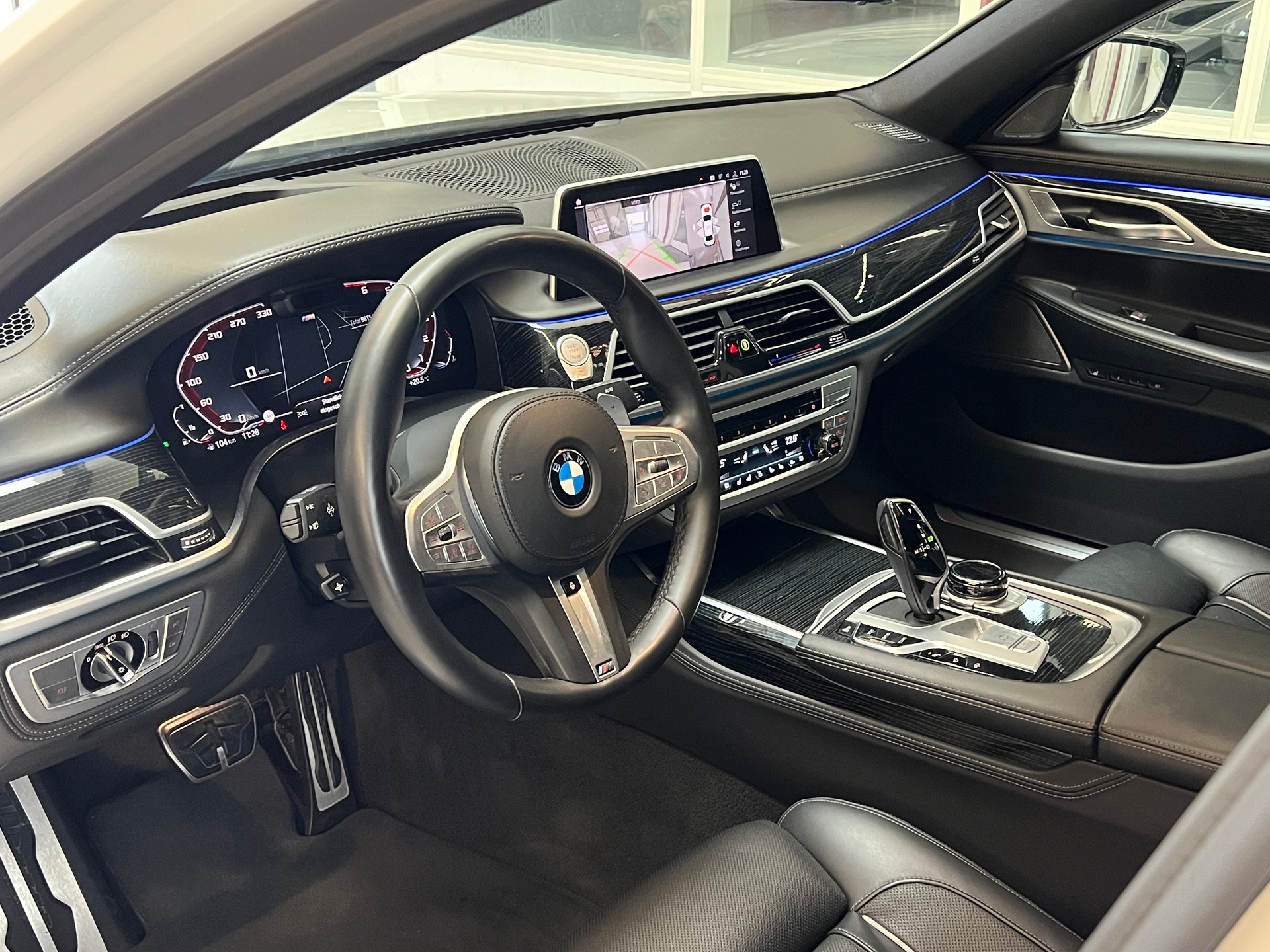 BMW 750Li xDrive Steptronic-image-10