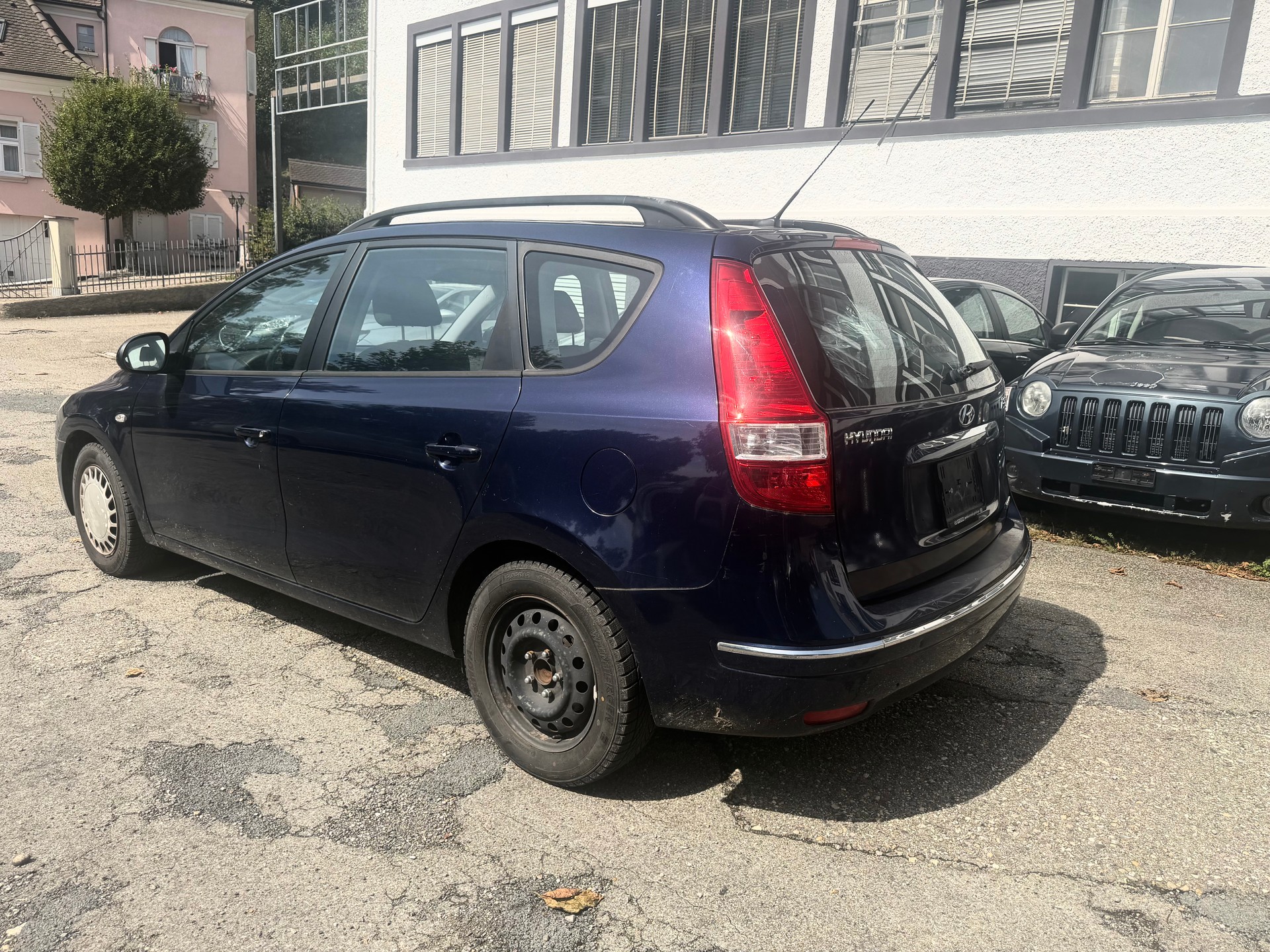 HYUNDAI i30 Wagon 1.6 CRDi Style Automatic-image-6