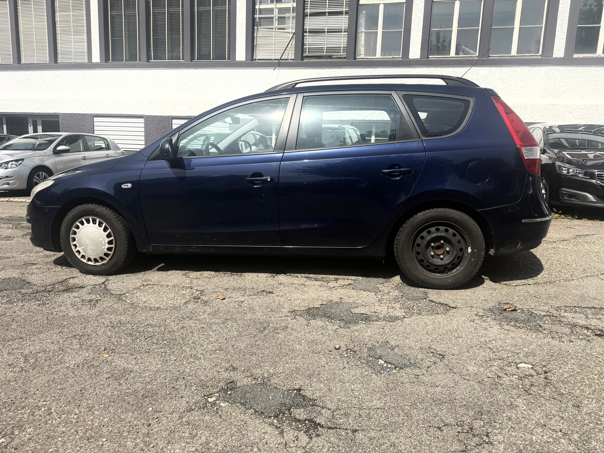HYUNDAI i30 Wagon 1.6 CRDi Style Automatic-image-7