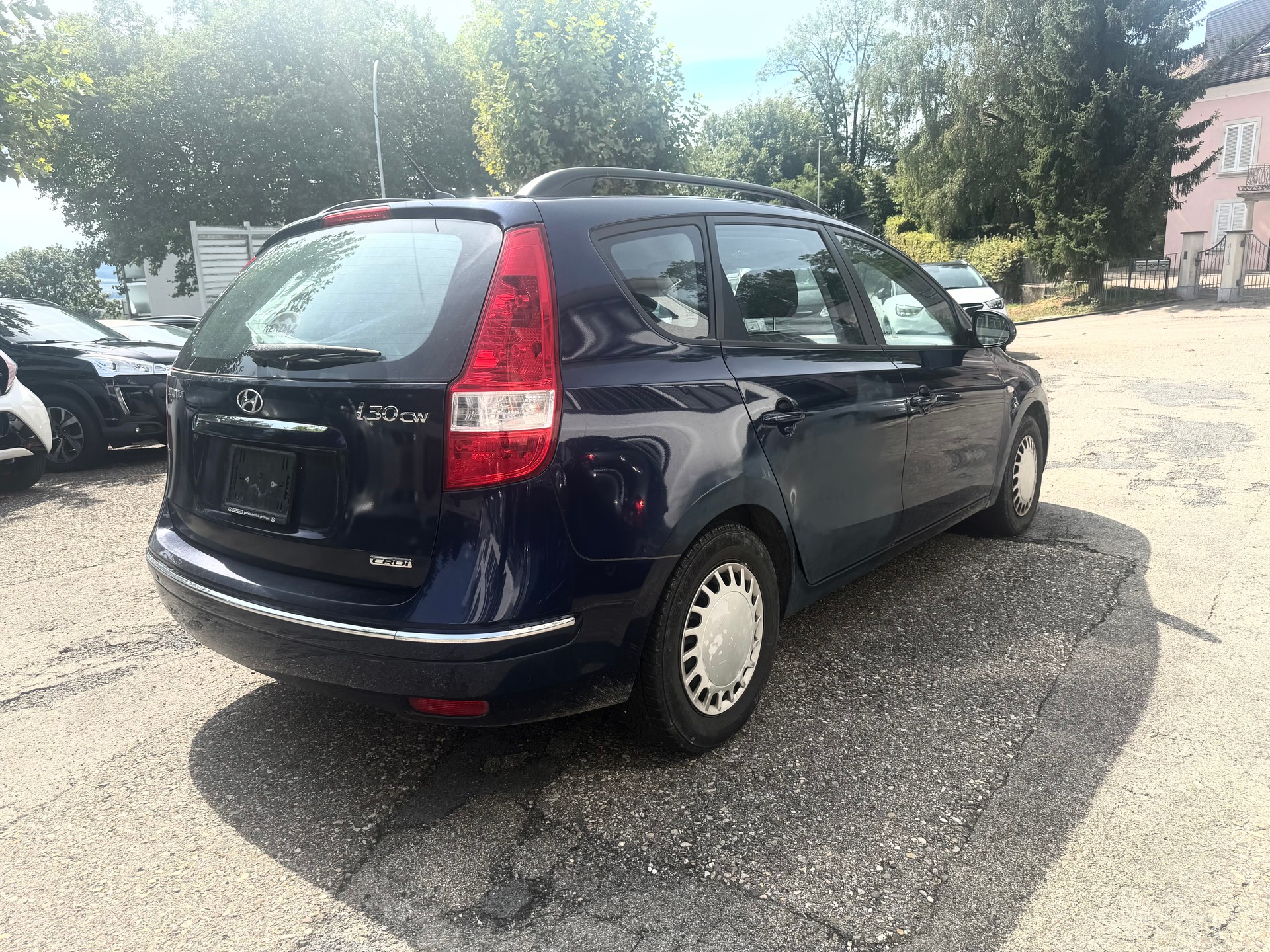 HYUNDAI i30 Wagon 1.6 CRDi Style Automatic-image-4