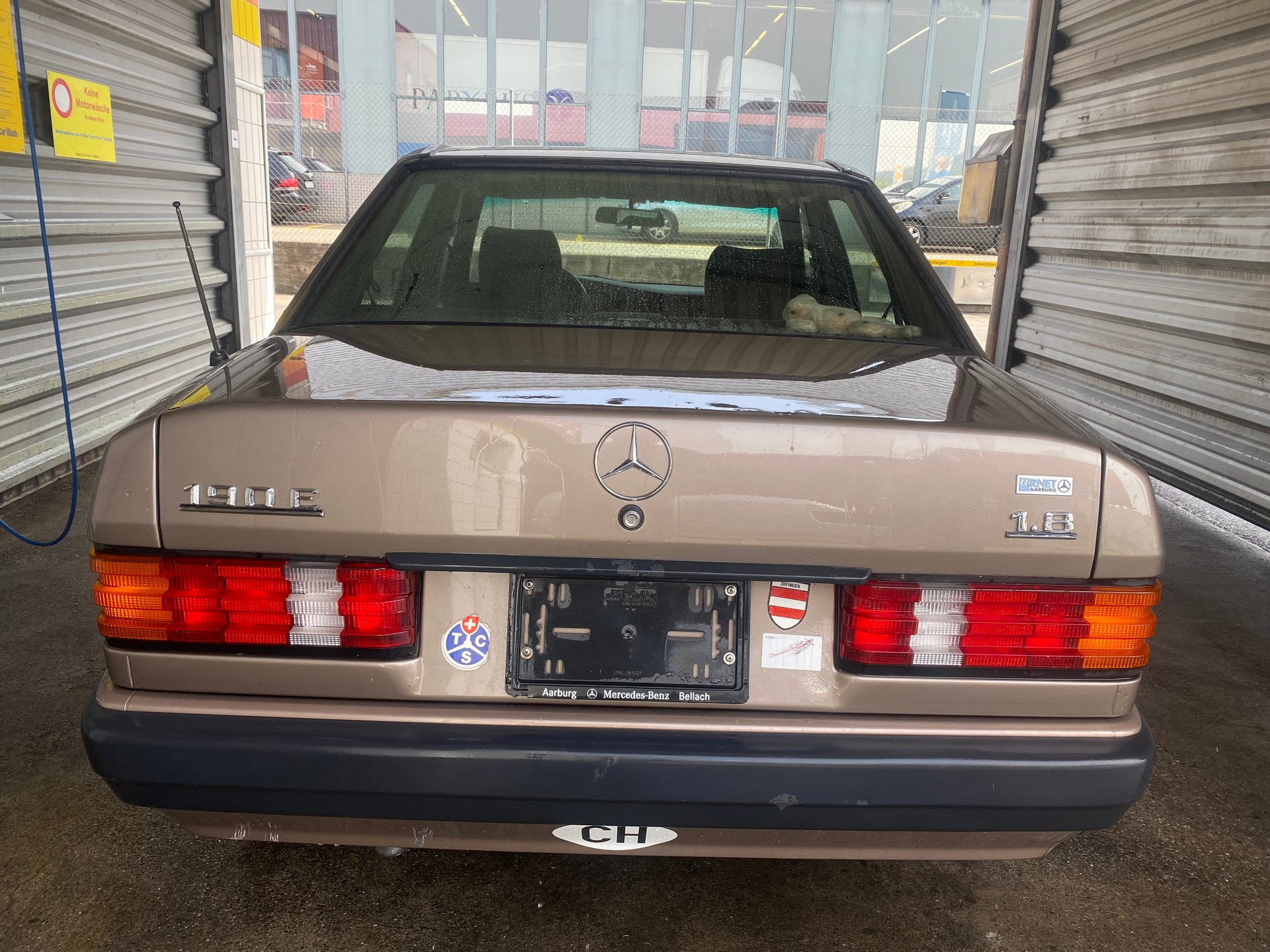 MERCEDES-BENZ 190 E 1.8-image-5