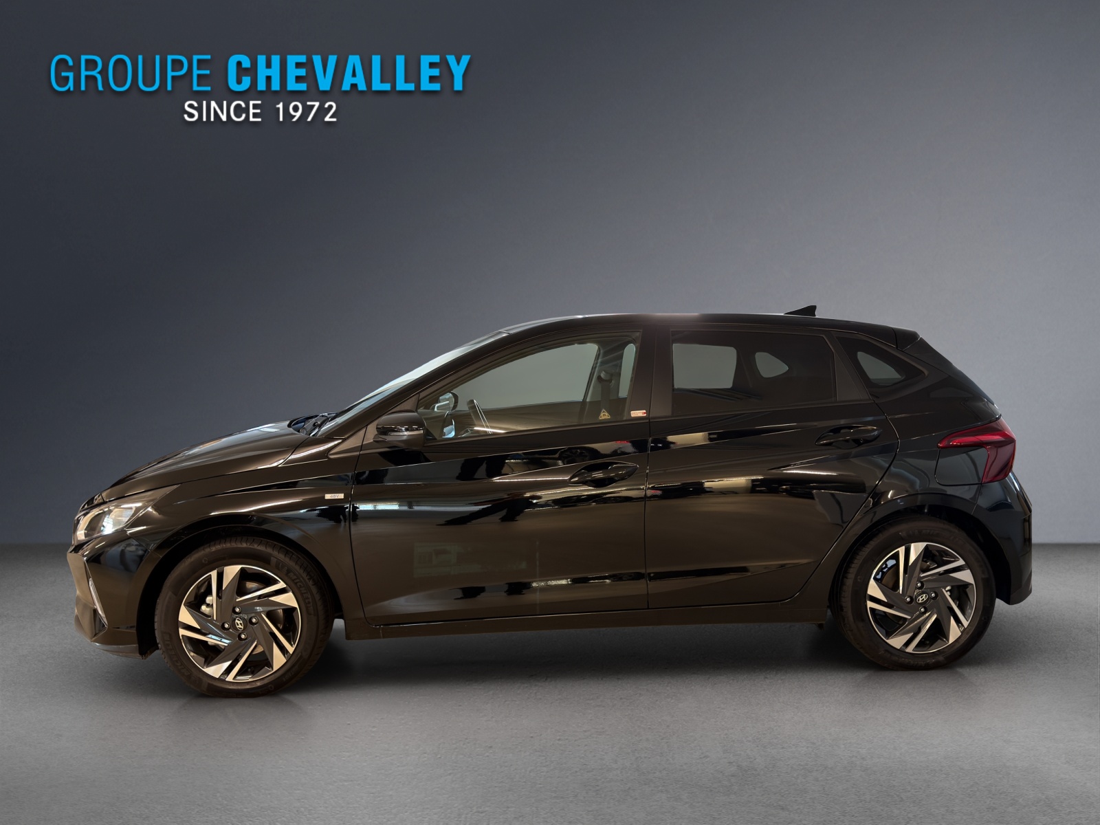 HYUNDAI i20 1.0 MH Amplia DCT-image-2