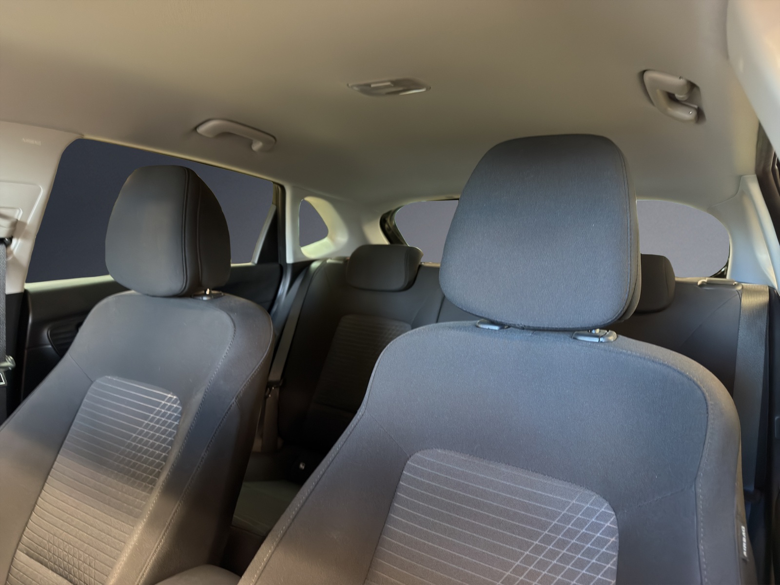 HYUNDAI i20 1.0 MH Amplia DCT-image-7