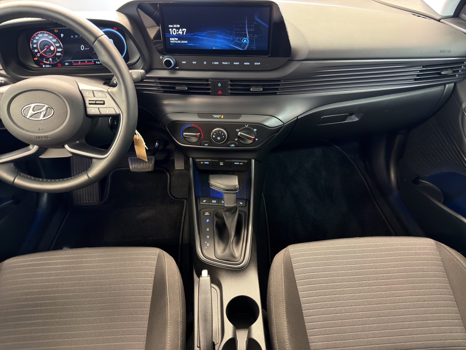 Image HYUNDAI I20 i20 1.0 MH Amplia DCT
