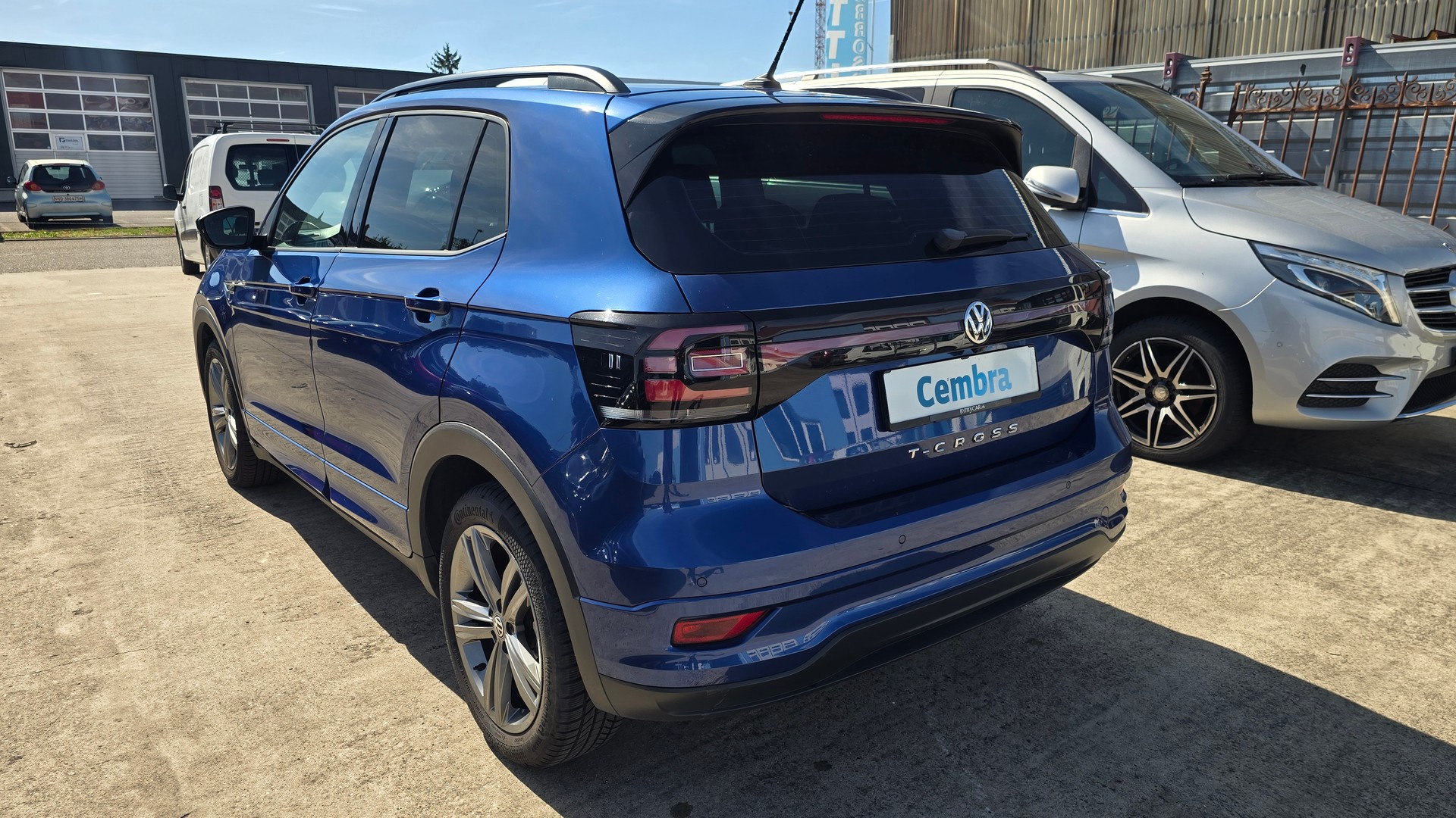 VW T-Cross 1.0 TSI Life-image-3