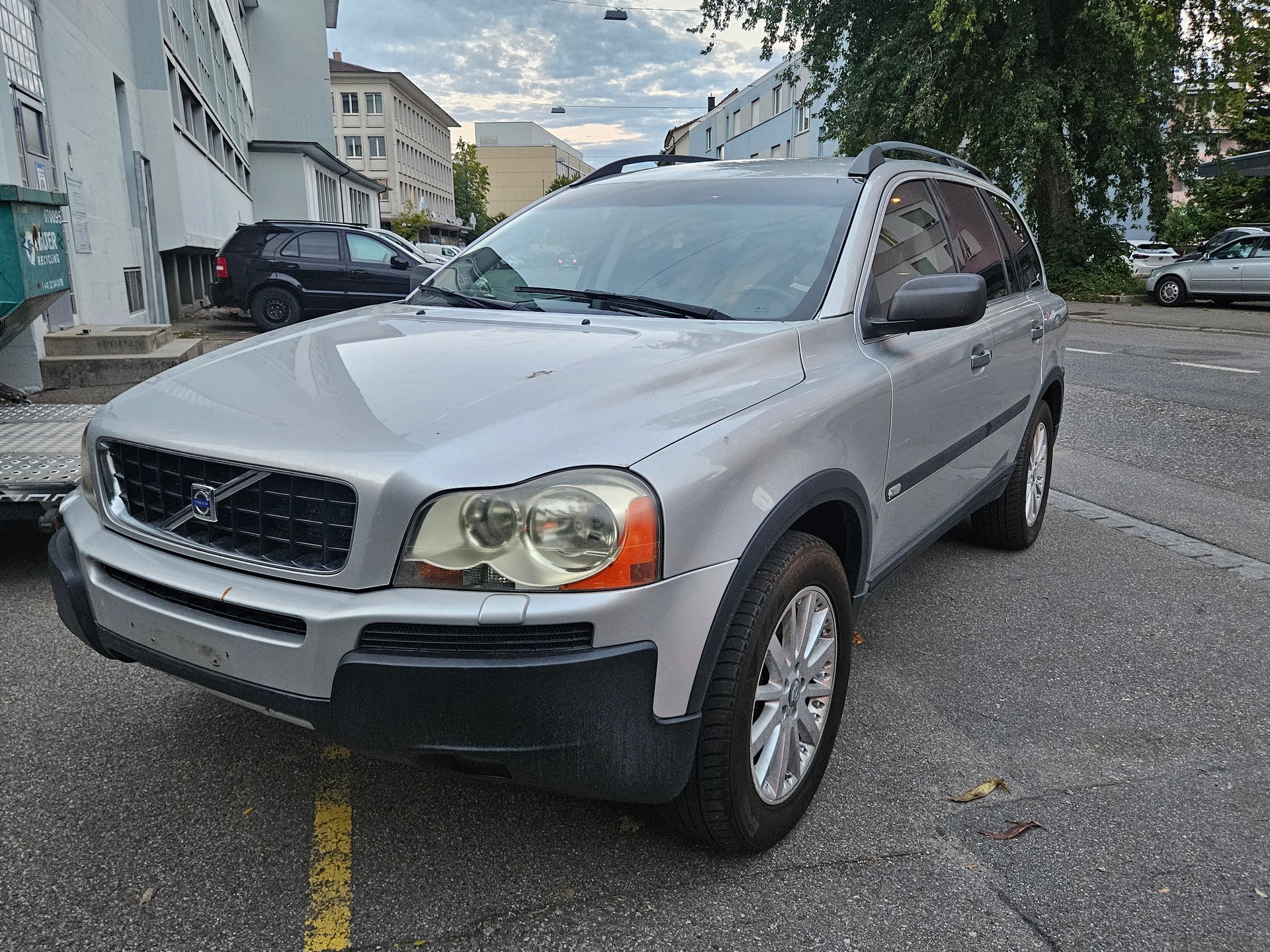 VOLVO XC90 2.5T AWD Summum-image-2