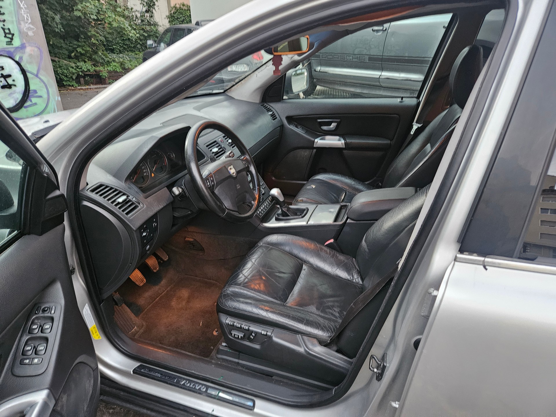 VOLVO XC90 2.5T AWD Summum-image-8