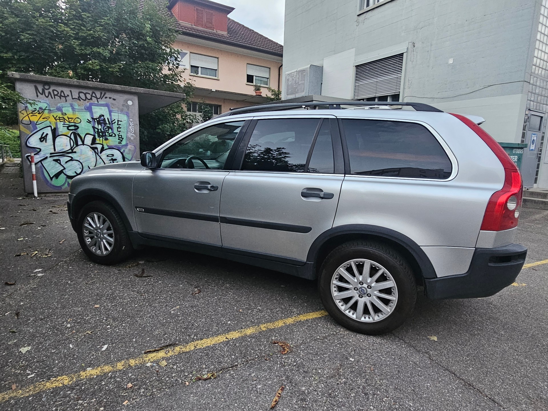 VOLVO XC90 2.5T AWD Summum-image-3
