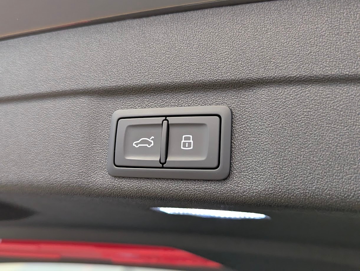 AUDI S5 Avant 3.0 V6 TFSI quattro S-Tronic*5J GAR EDT-ONE ALL-BLACK S-SITZE SITZKLIMA TECH PRO B&O 360CAM-image-30