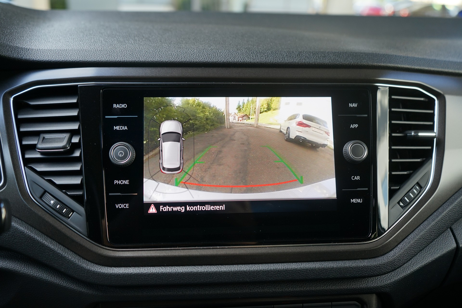 VW T-Roc 1.5 TSI EVO Advance DSG-image-8