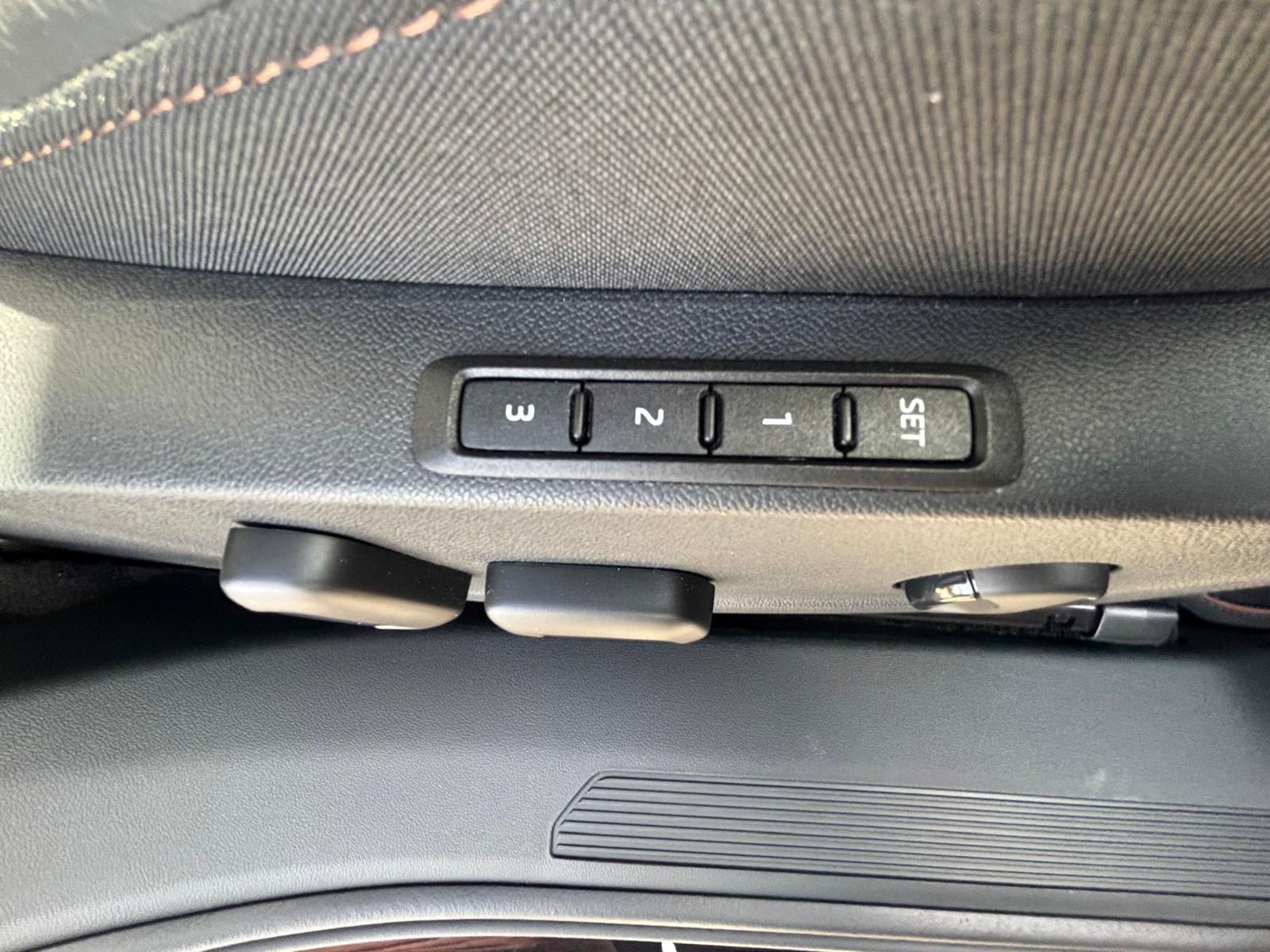 SKODA Enyaq 85-image-18