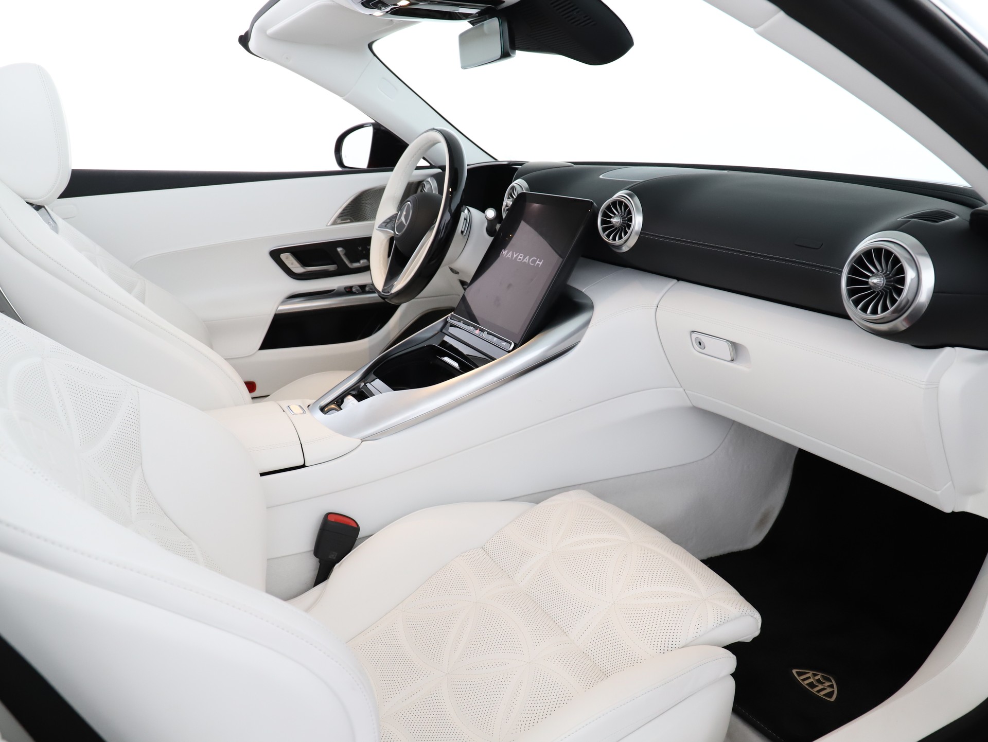 MAYBACH SL 680 Maybach Monogram-image-11