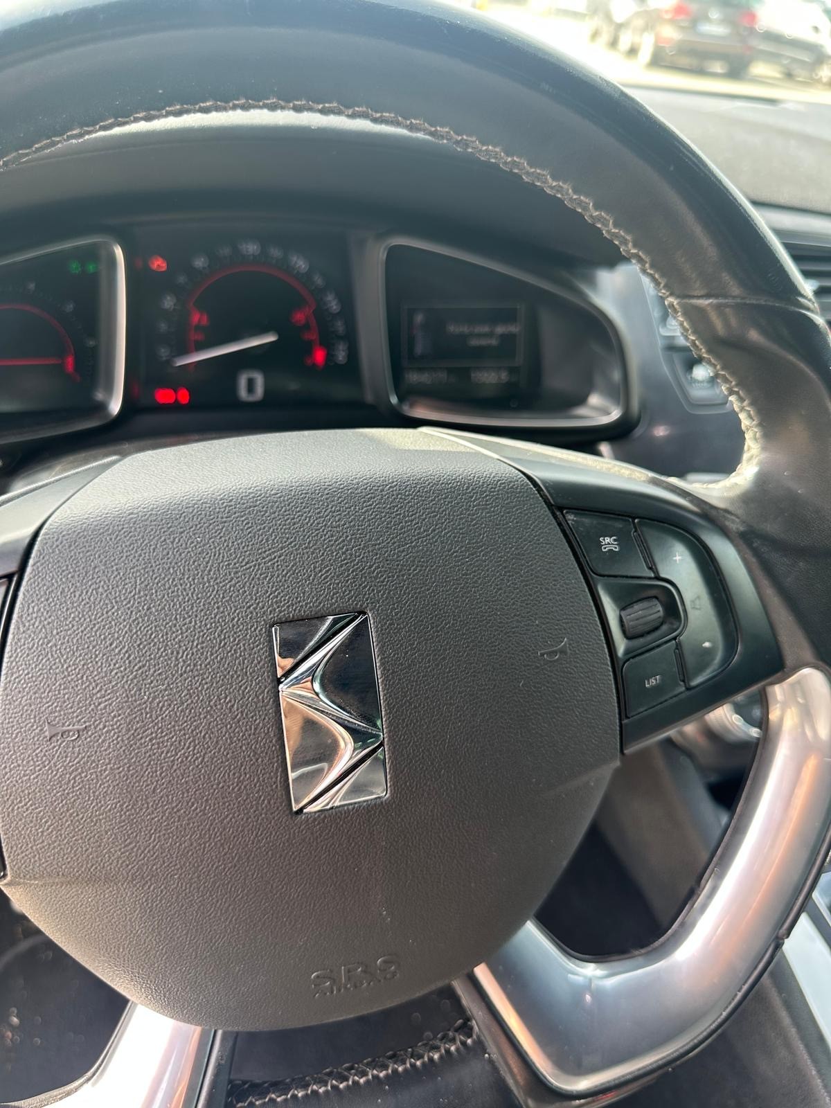 DS AUTOMOBILES DS5 1.6 Turbo Sport Chic-image-6