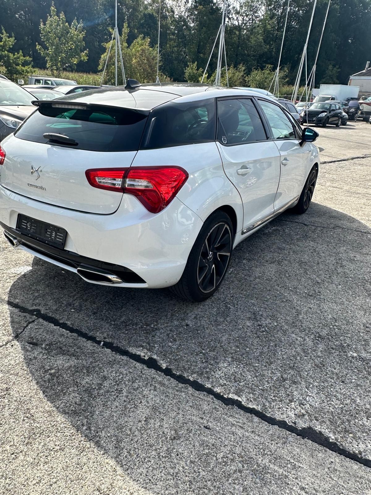 DS AUTOMOBILES DS5 1.6 Turbo Sport Chic-image-3