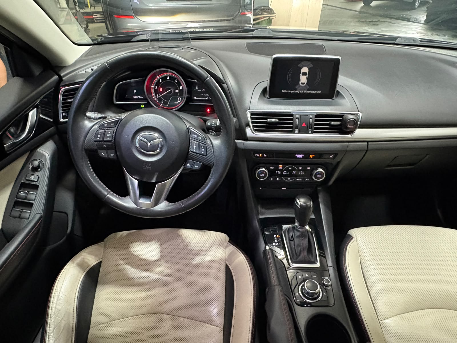 MAZDA 3 2.2 16V CD Revolution Activematic-image-7
