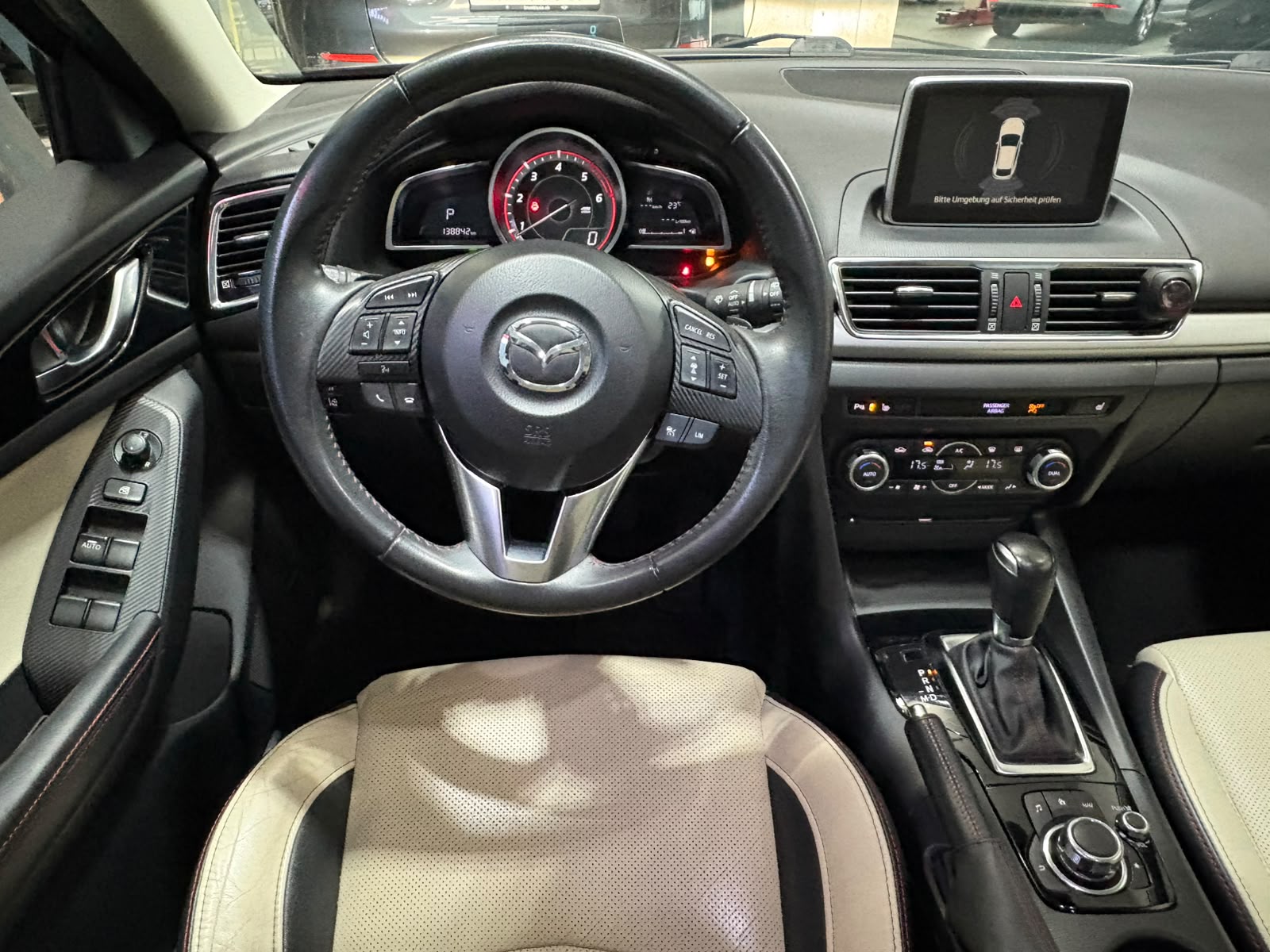 MAZDA 3 2.2 16V CD Revolution Activematic-image-8