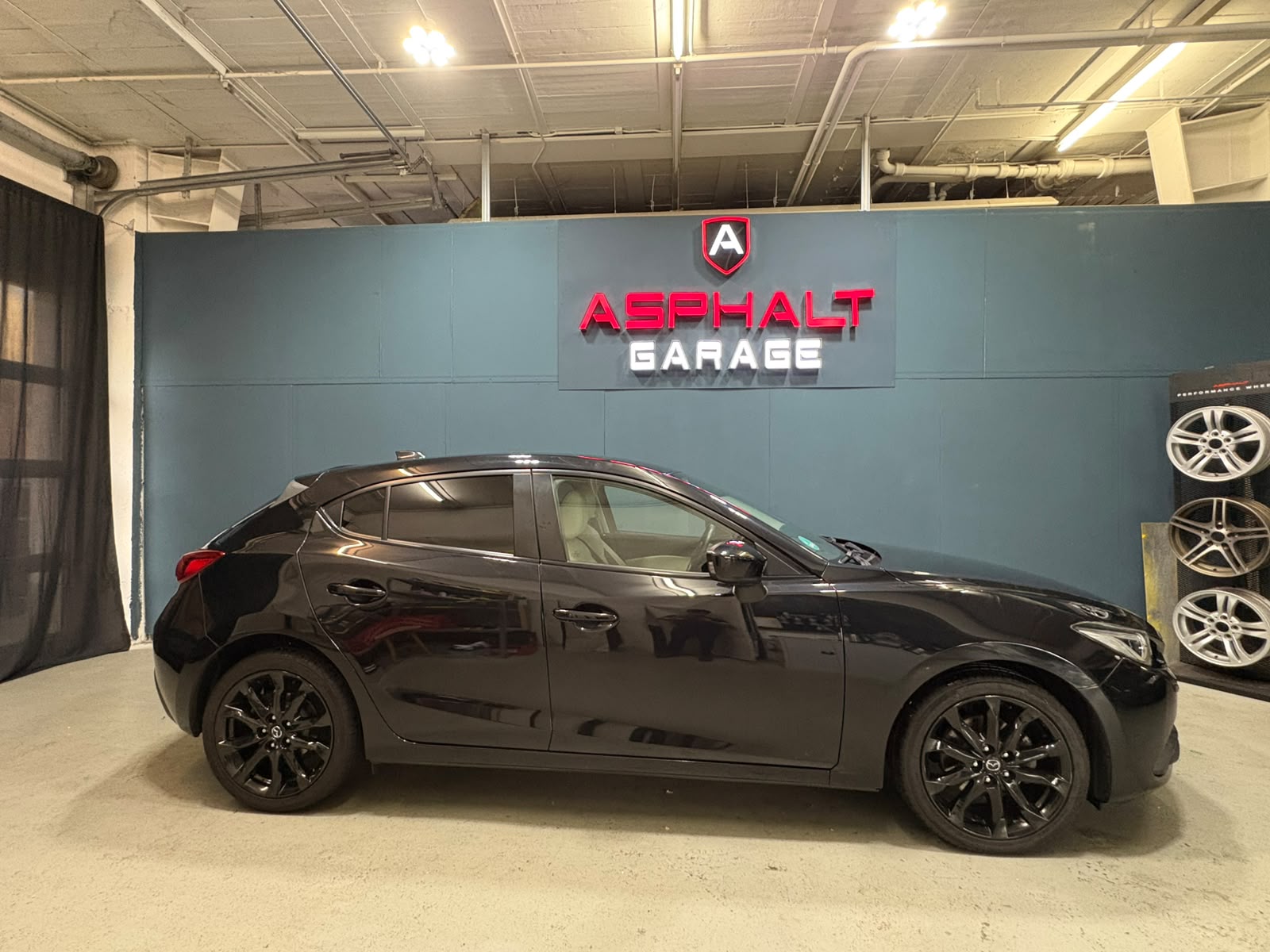 MAZDA 3 2.2 16V CD Revolution Activematic-image-3