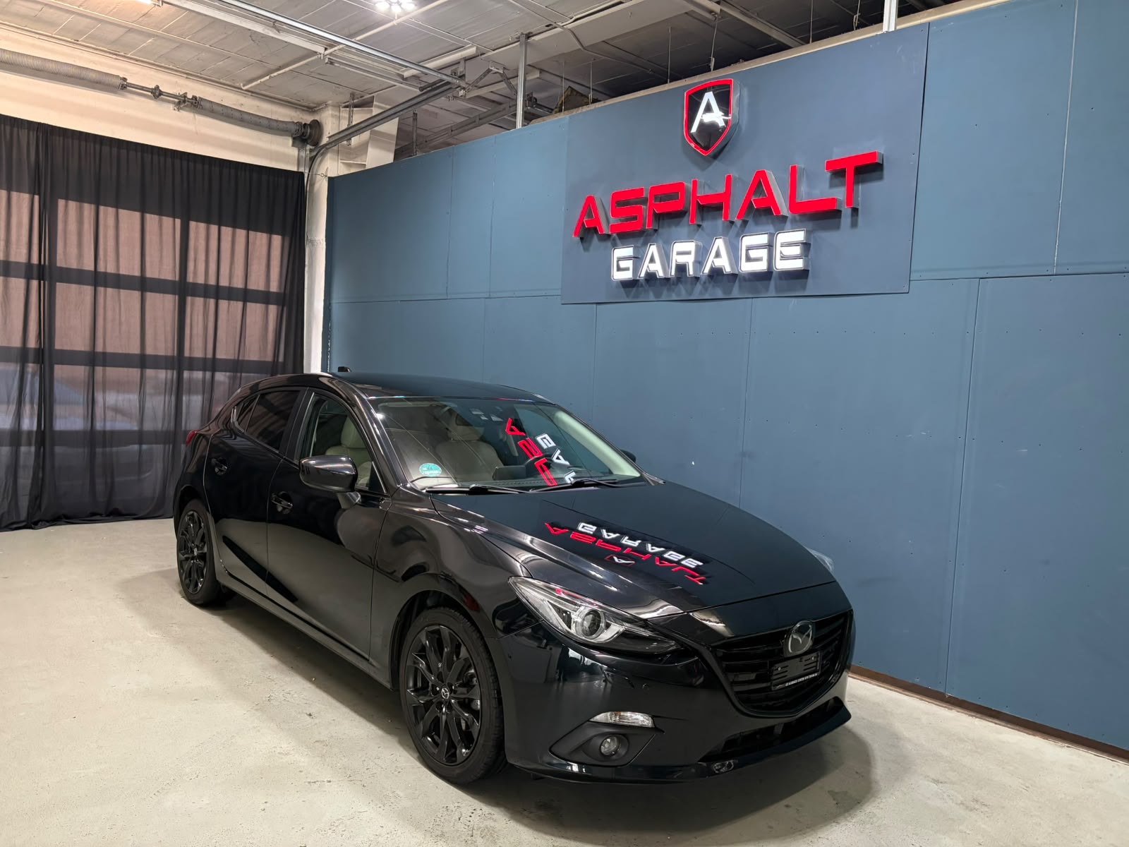 MAZDA 3 2.2 16V CD Revolution Activematic-image-0