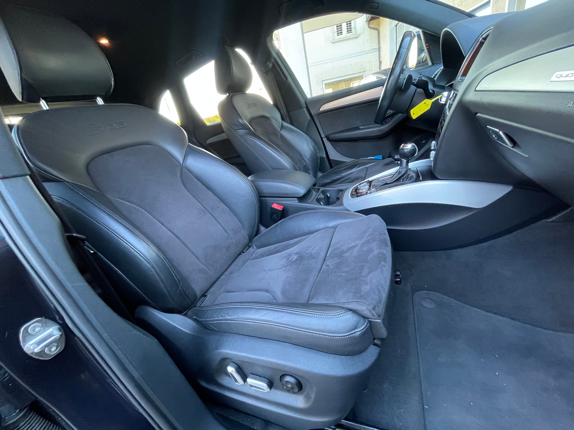 AUDI SQ5 3.0 TDI quattro tiptronic-image-16