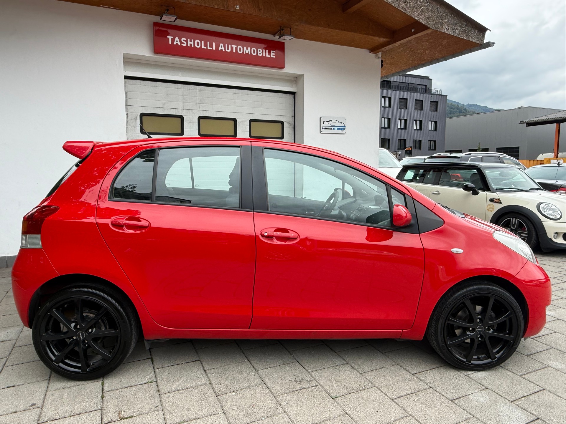 TOYOTA Yaris 1.33 Linea Luna-image-8