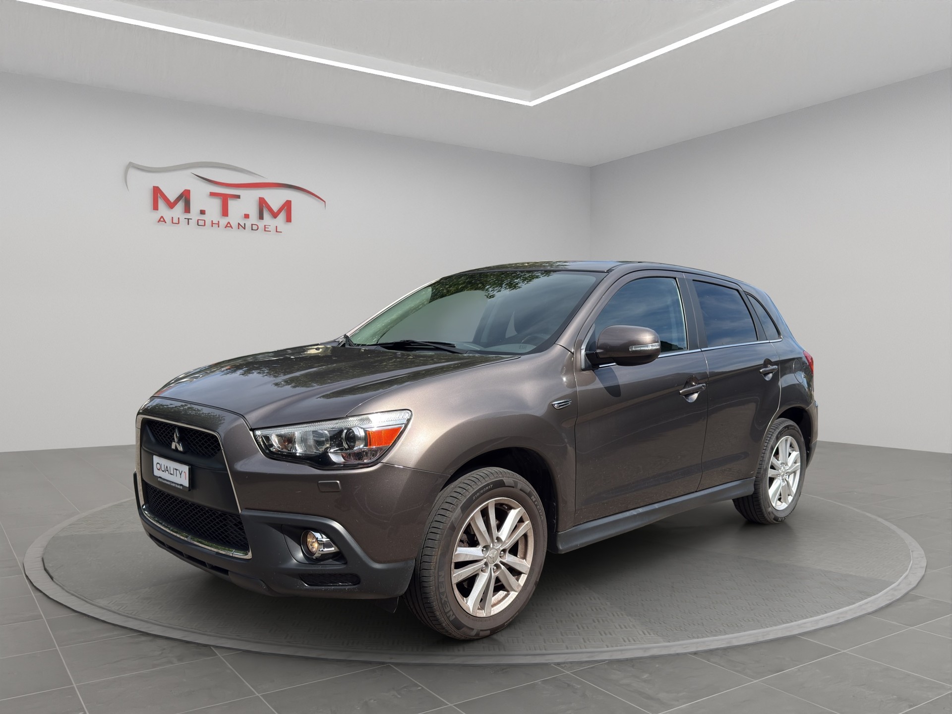 MITSUBISHI ASX 1.8 DID Invite 4WD-image-5